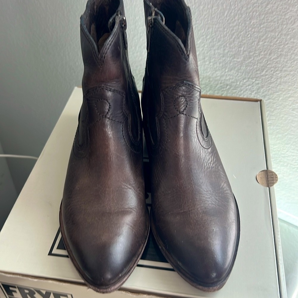 FRYE Ray Seam Short Ankle Wapu Bootie Brown Leather with Box Women 5.5 - Picture 6 of 10